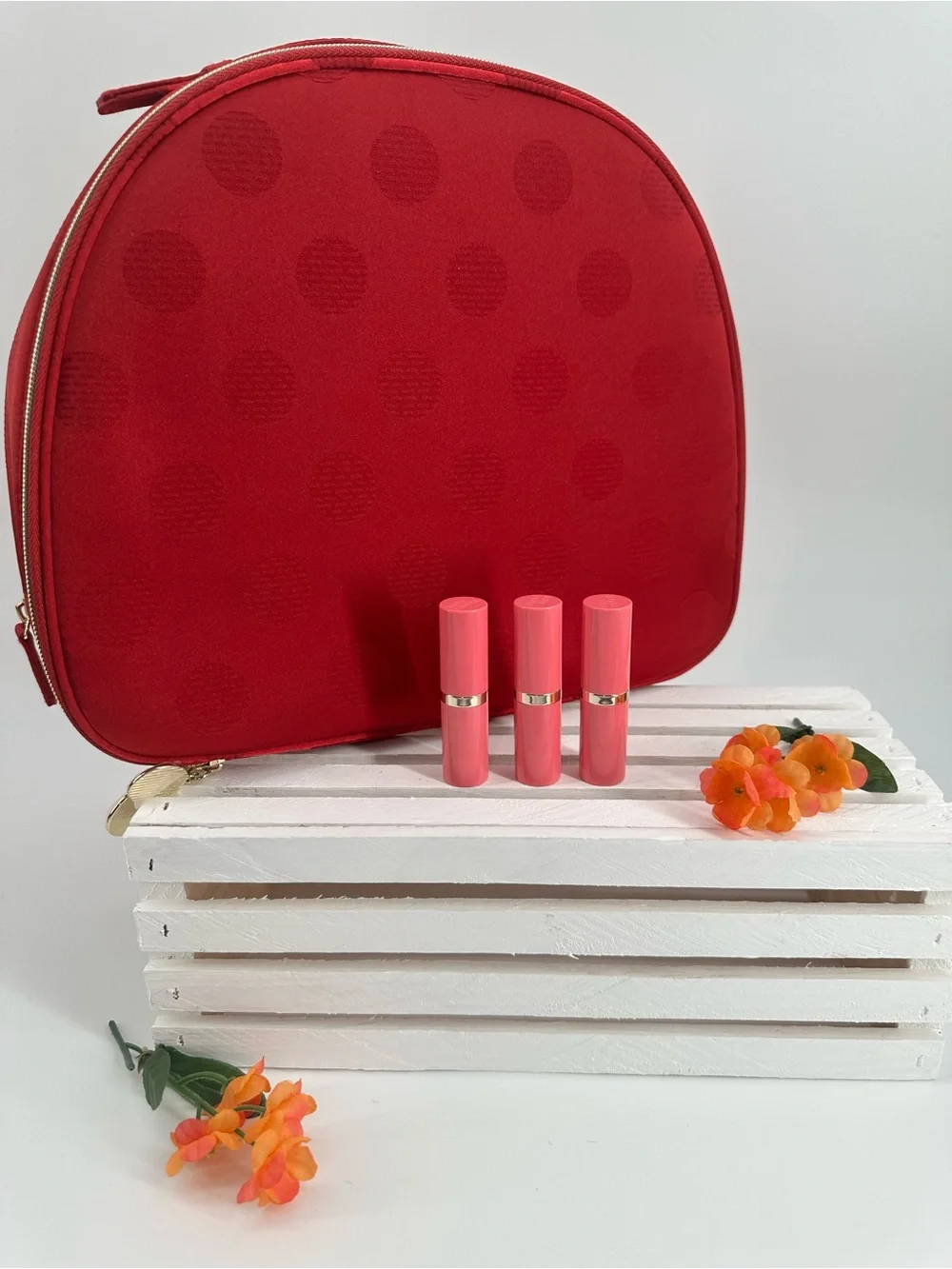 Estée Lauder 3x Rebellious Rose Lipstick and Limited Edition Train Case
